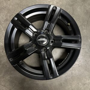 Nette velg geschikt voor o.a. Renault Traffic 16 inch steek 5X118-053
