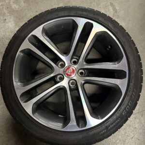 Originele Jaguar breedset in zeer nette staat. Steek 5X108-057