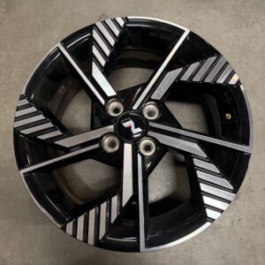 Leuke originele Hyundai set 16 inch, steek 4X100-100